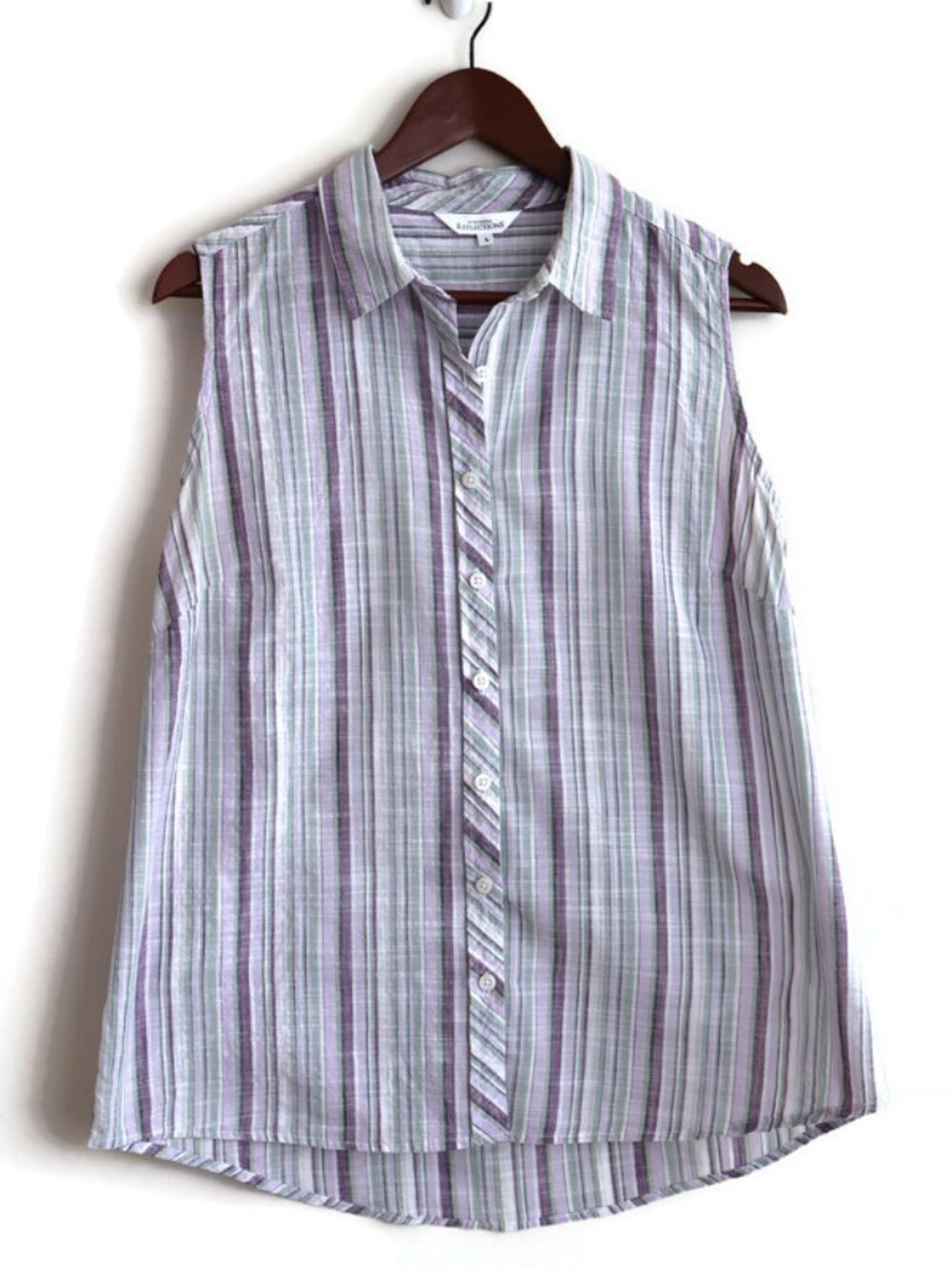 Sleevless Cotton Button Down Top - Size L- Metalic Thread - Northern Reflections